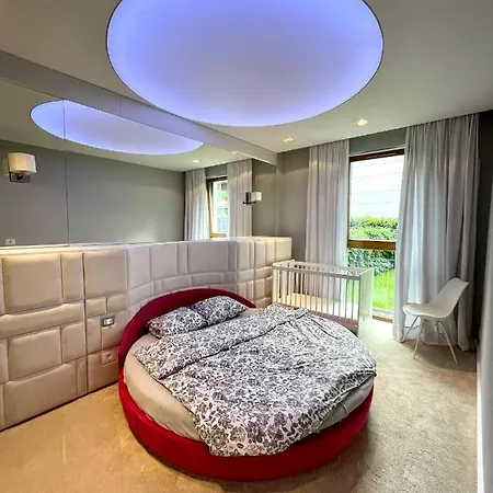 Apartman Nadmorski Dwor Rozowe , Ogrod Tenis I Sauny